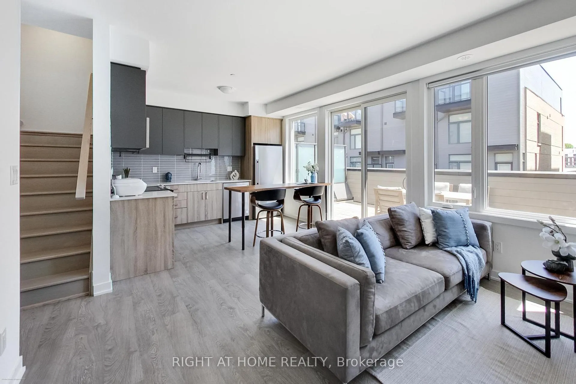 Photo 7 of Unit 10, 88 Turtle Island Road, Toronto, Englemount-Lawrence — HOMEH