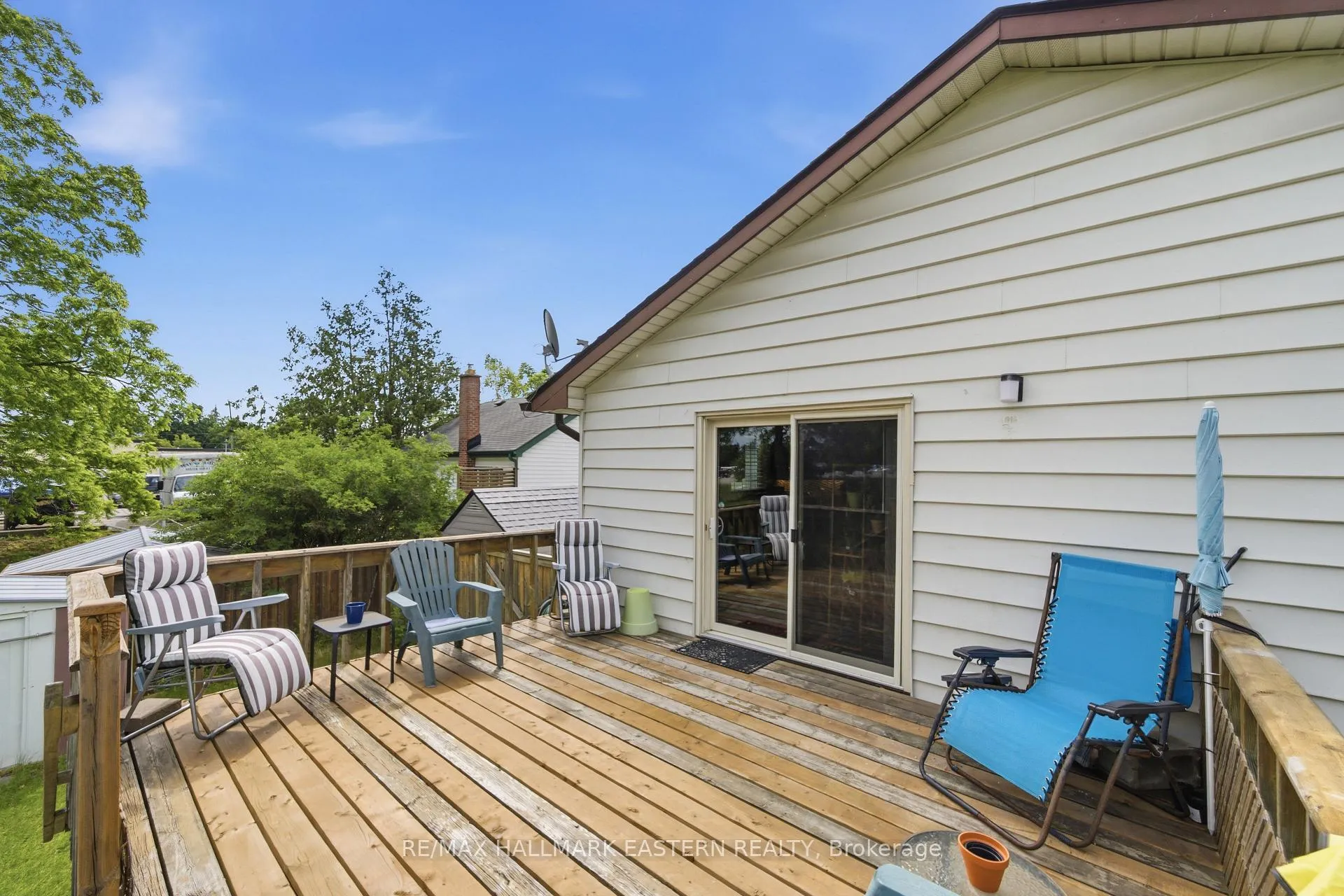 Photo 20 of 636 Frank Street, Peterborough, Otonabee Ward 1 — HOMEH