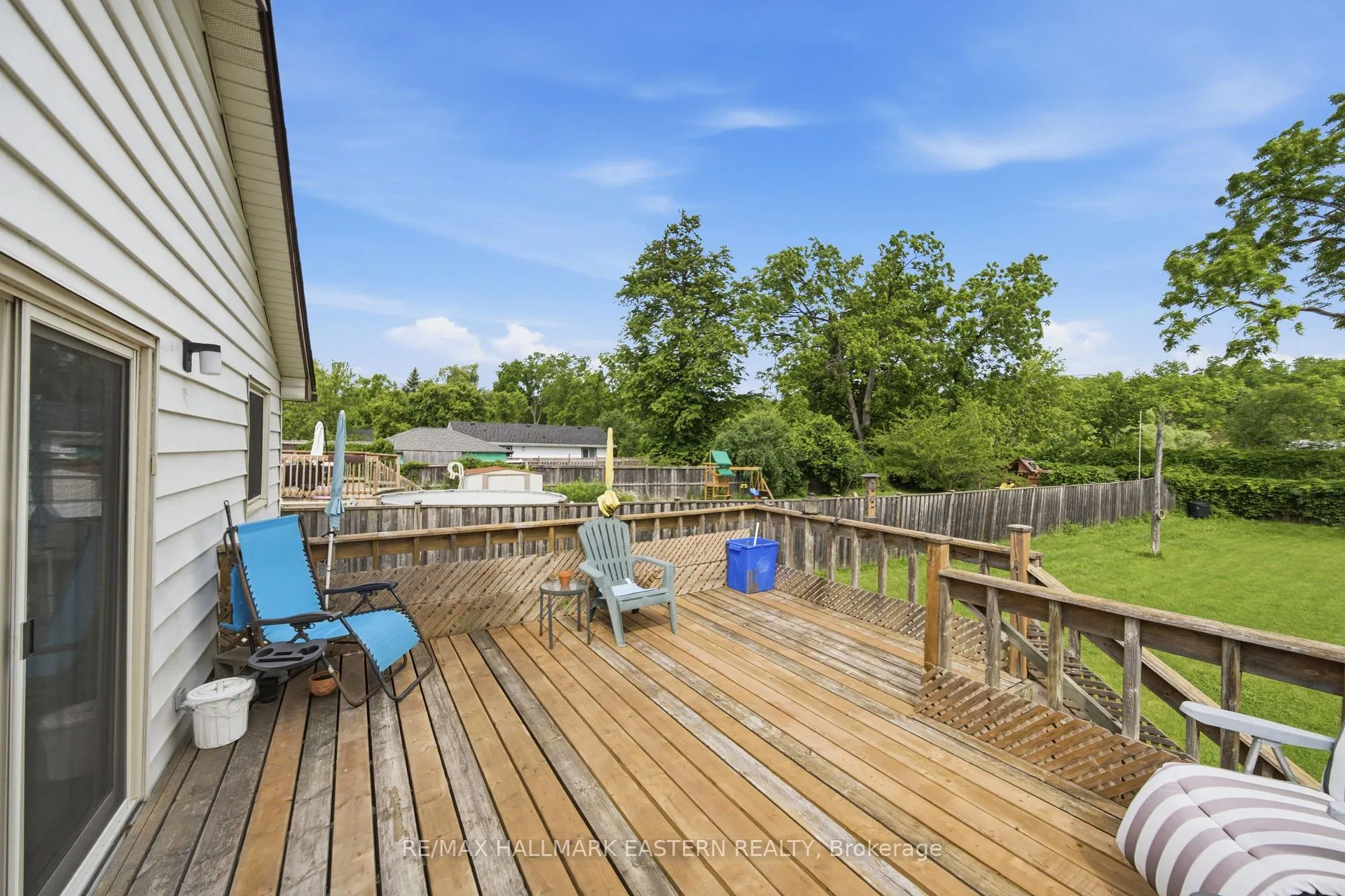 Photo 21 of 636 Frank Street, Peterborough, Otonabee Ward 1 — HOMEH