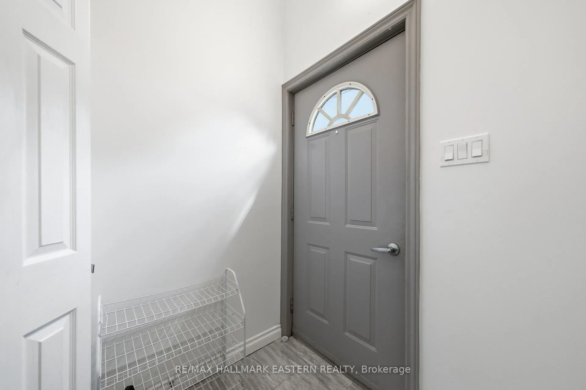 Photo 25 of 636 Frank Street, Peterborough, Otonabee Ward 1 — HOMEH