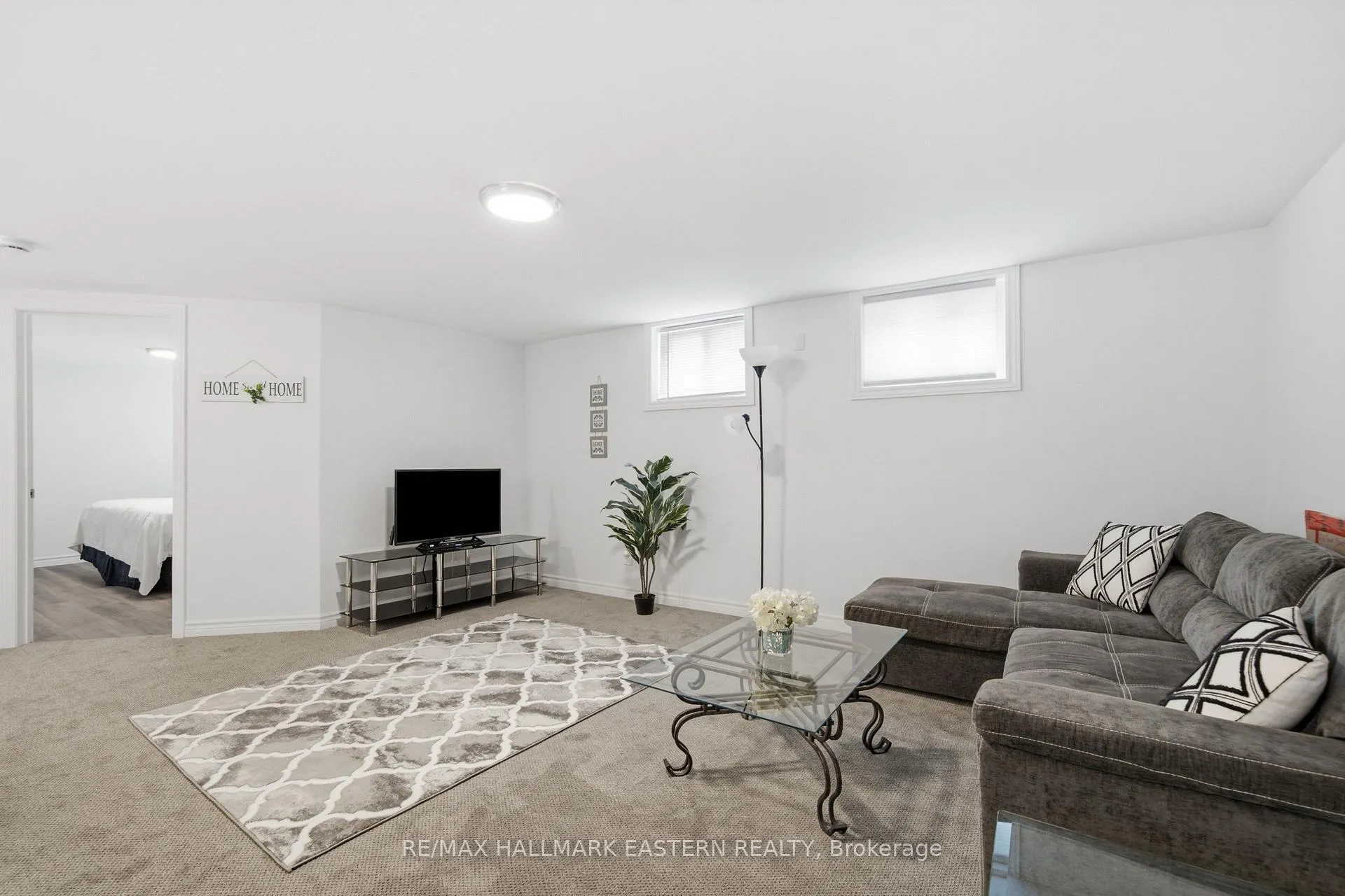 Photo 28 of 636 Frank Street, Peterborough, Otonabee Ward 1 — HOMEH