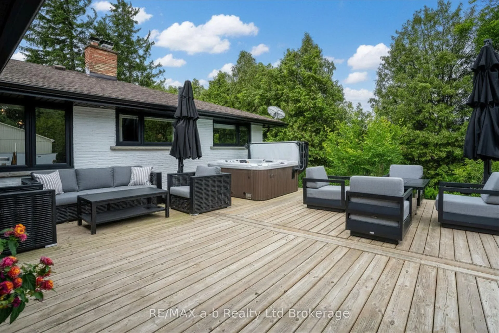 Photo 4 of 306171 Caley Road, Norwich, Rural Norwich — HOMEH