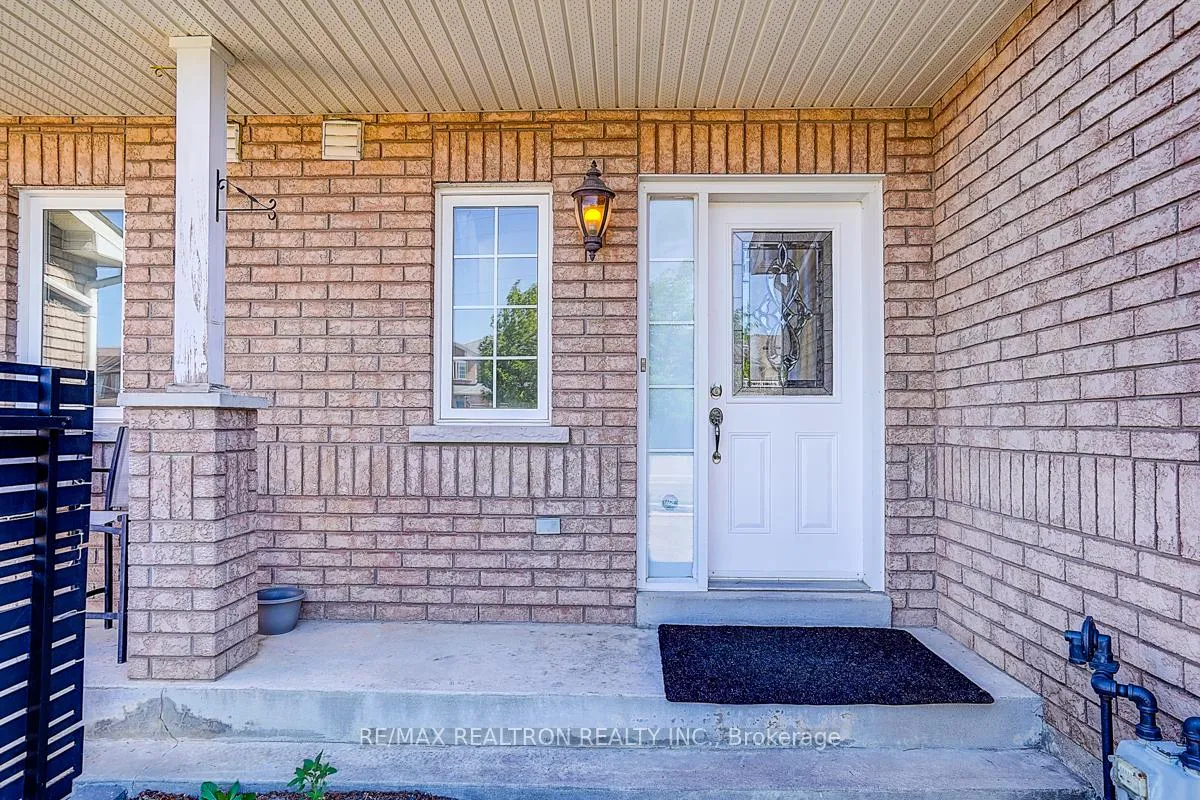 Photo 3 of 373 Rannie Road, Newmarket, Summerhill Estates — HOMEH