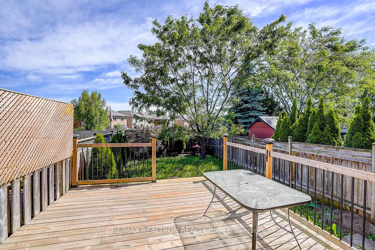 Photo 17 of 373 Rannie Road, Newmarket, Summerhill Estates — HOMEH