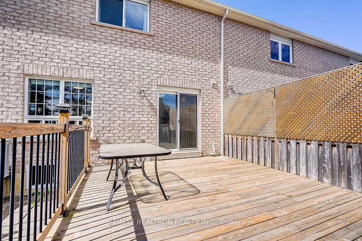 Photo 18 of 373 Rannie Road, Newmarket, Summerhill Estates — HOMEH
