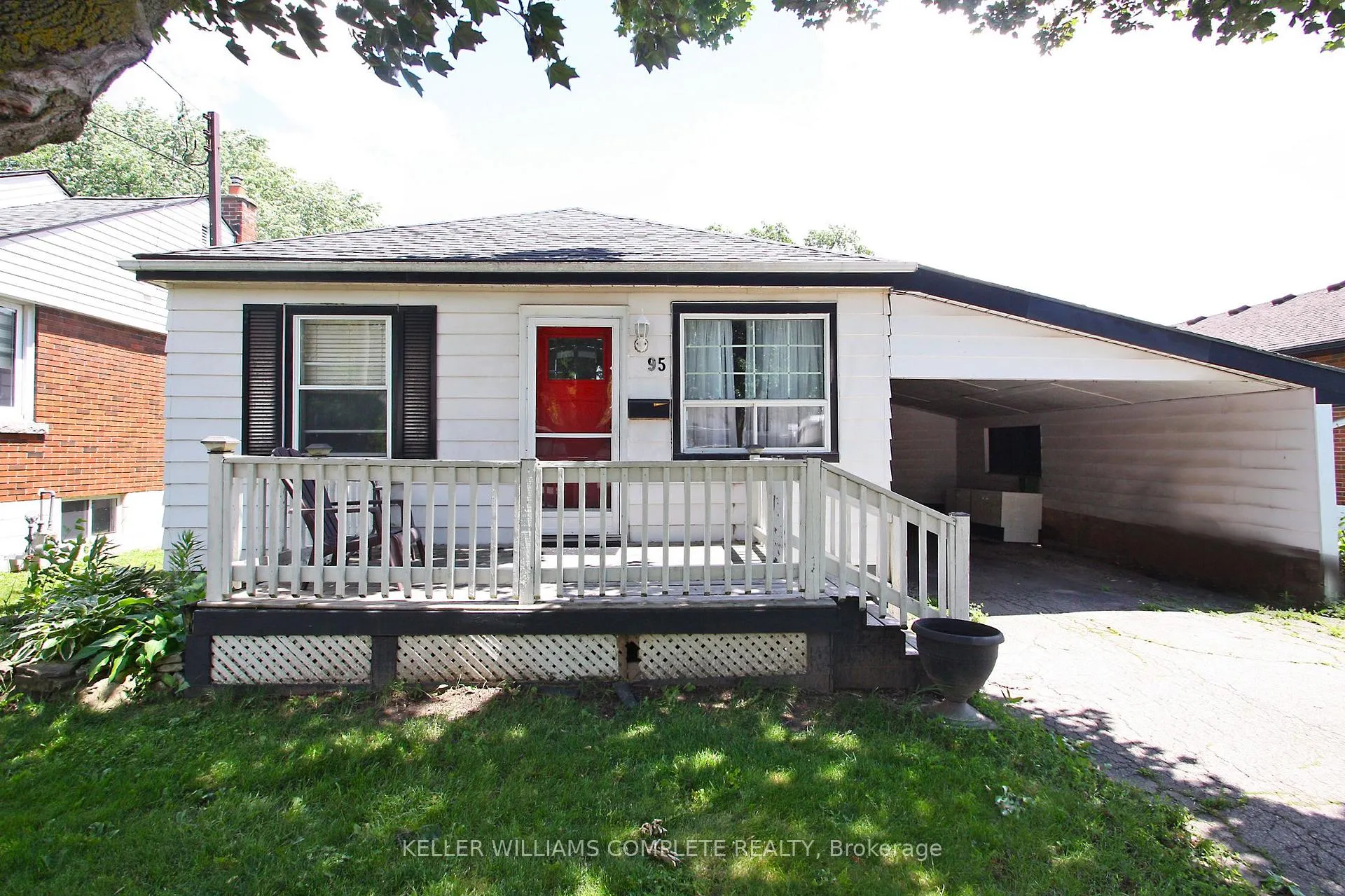 Photo 1 of 95 Dana Drive, Hamilton, Balfour — HOMEH