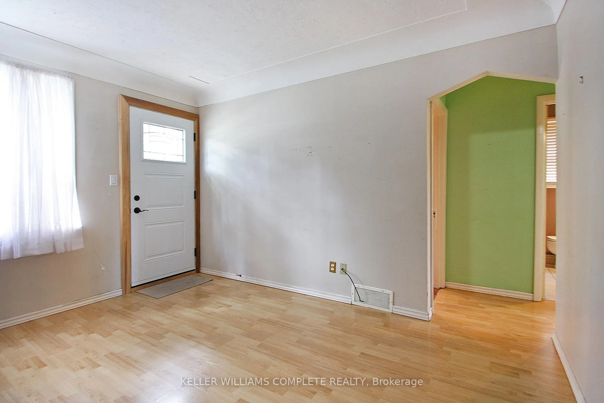 Photo 6 of 95 Dana Drive, Hamilton, Balfour — HOMEH