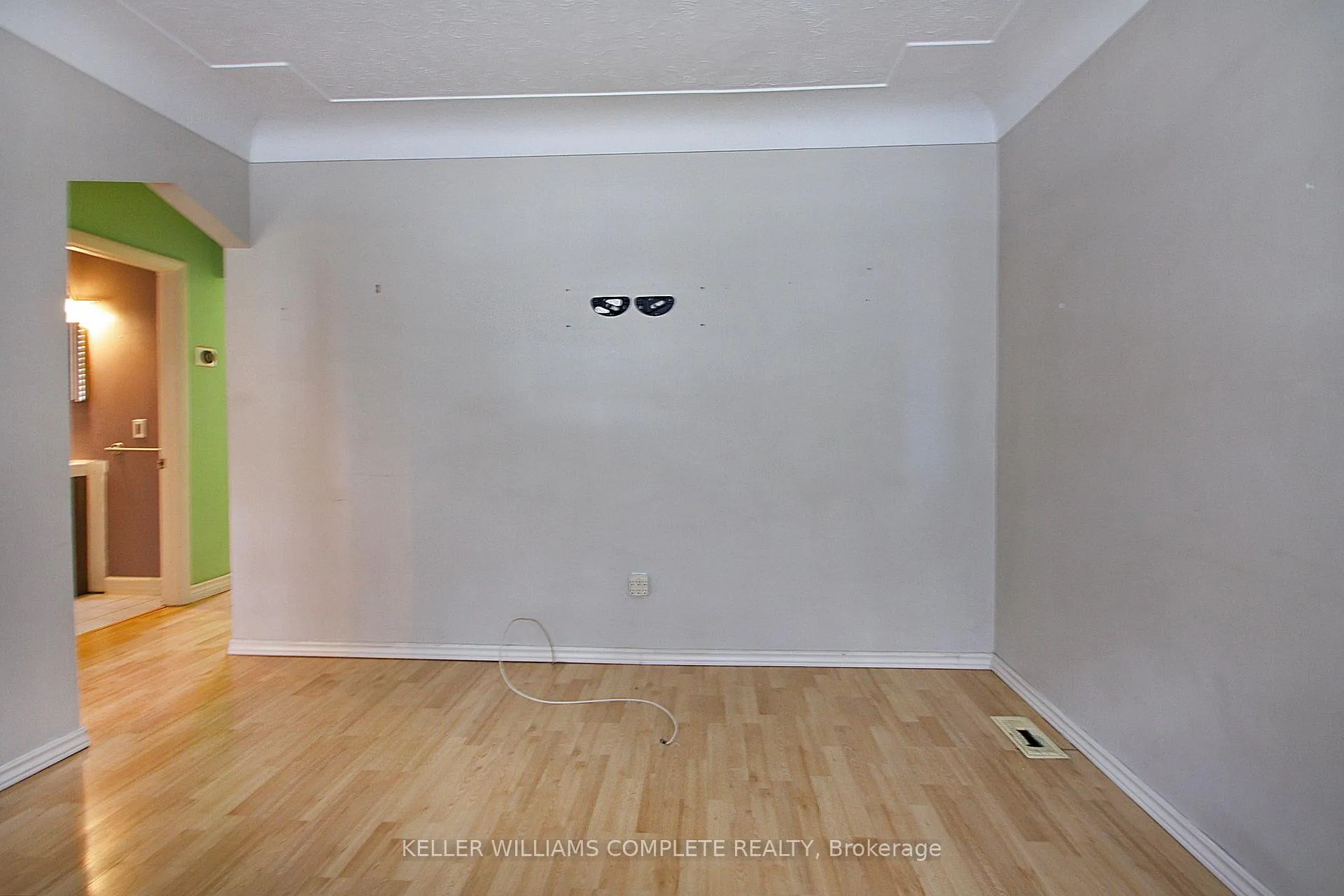 Photo 9 of 95 Dana Drive, Hamilton, Balfour — HOMEH