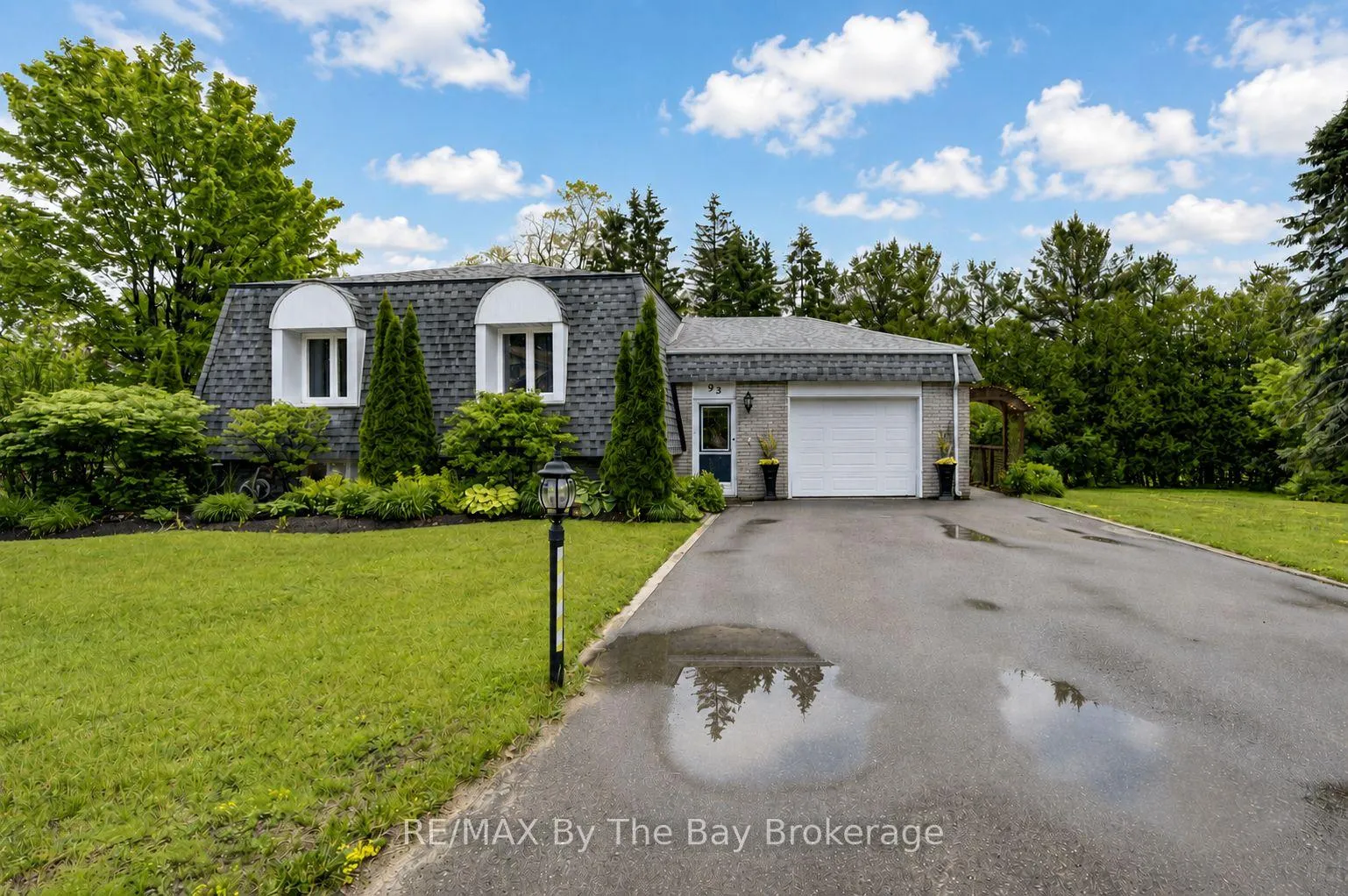 Photo 1 of 93 Frederick Dr S/s, Wasaga Beach — HOMEH