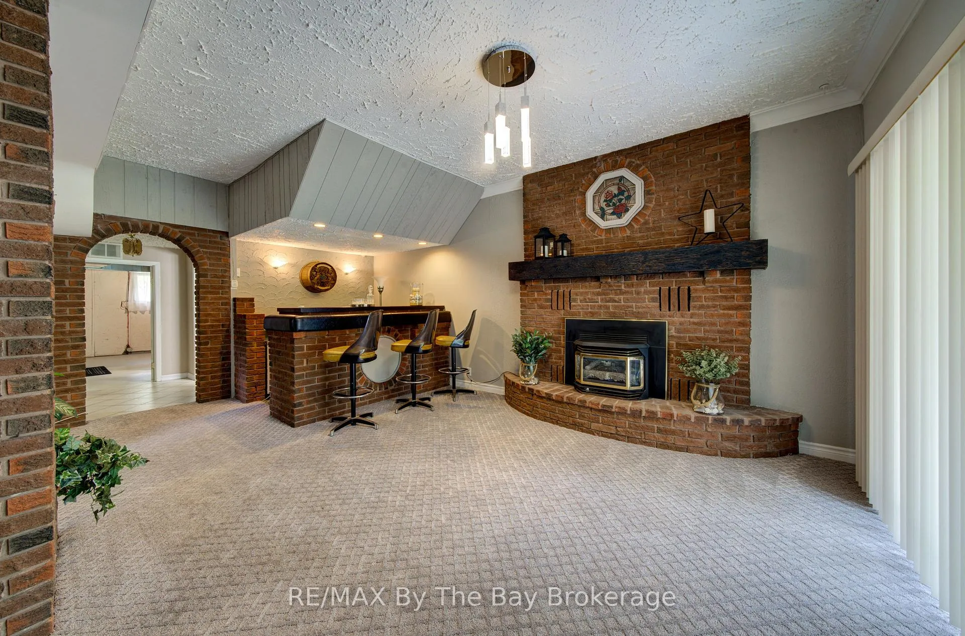 Photo 27 of 93 Frederick Dr S/s, Wasaga Beach — HOMEH