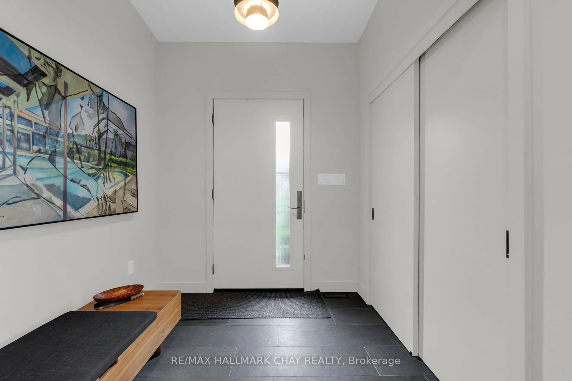 Photo 4 of 175 Little Avenue, Barrie, Allandale Heights — HOMEH