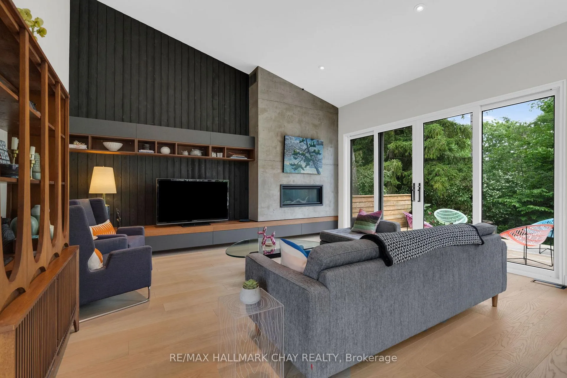 Photo 7 of 175 Little Avenue, Barrie, Allandale Heights — HOMEH