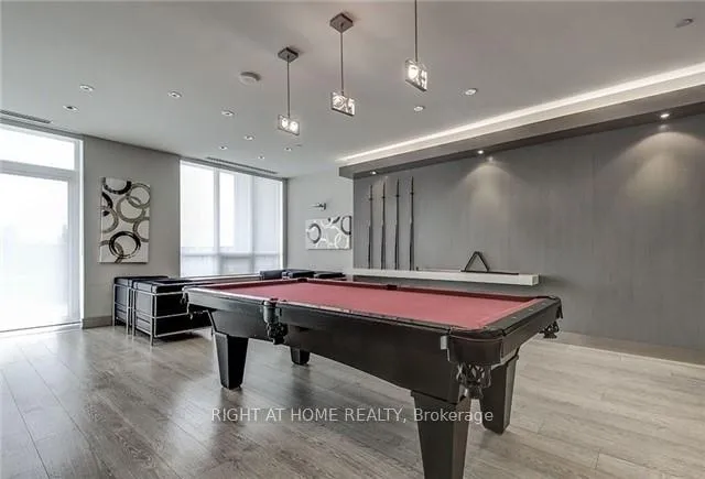Photo 10 of Unit 1507, 7165 Yonge Street, Markham, Thornhill — HOMEH