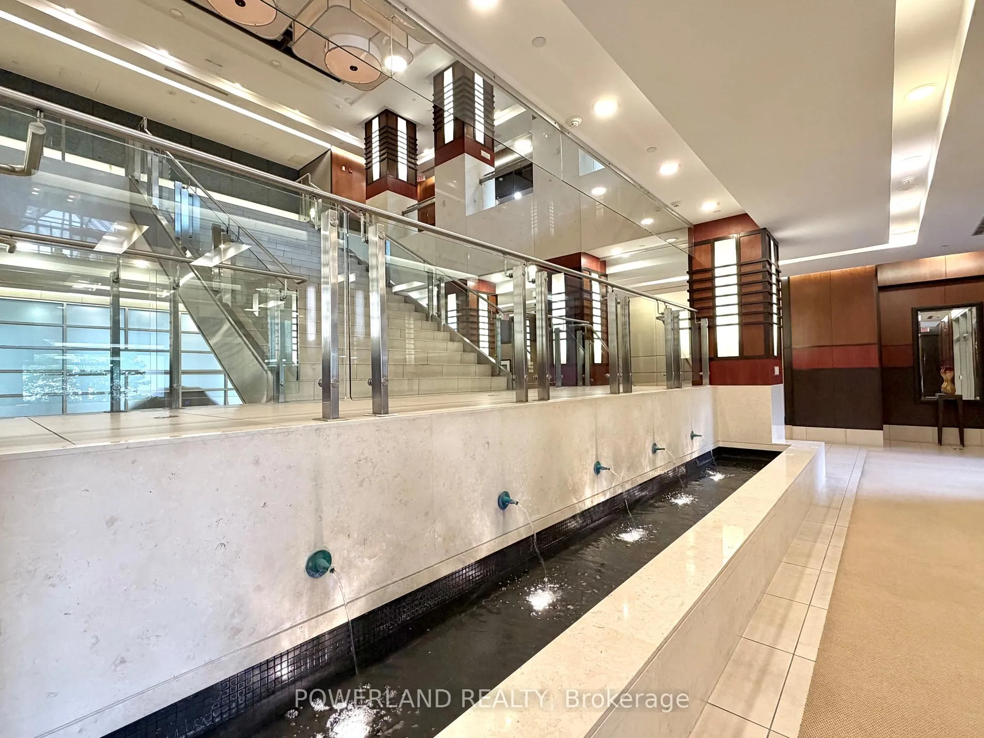 Photo 3 of Unit 1521, 33 Cox Boulevard, Markham, Unionville — HOMEH