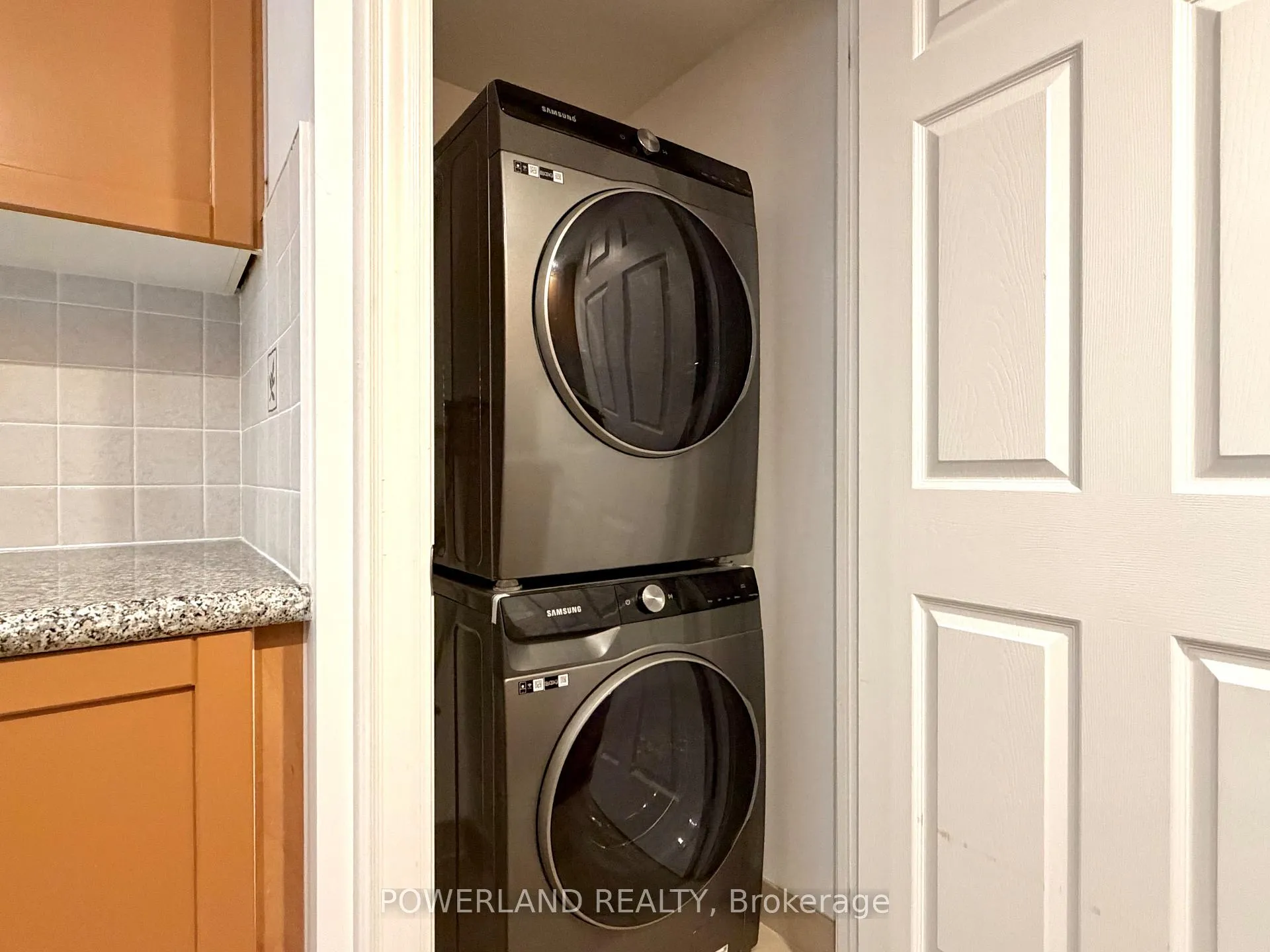 Photo 11 of Unit 1521, 33 Cox Boulevard, Markham, Unionville — HOMEH