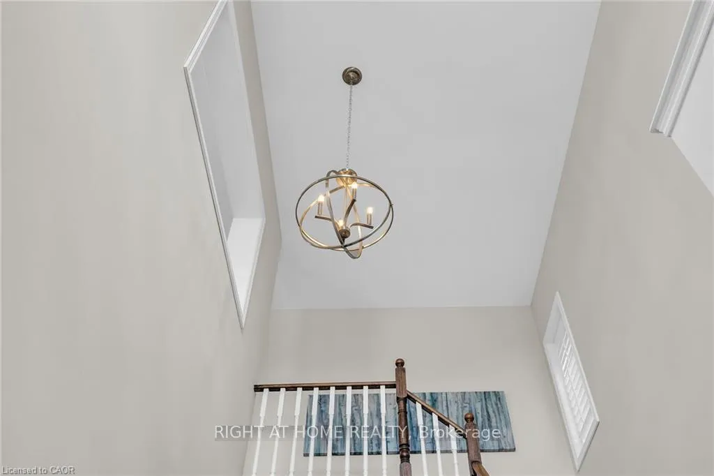 Photo 20 of 103 Macbean Crescent, Hamilton, Waterdown — HOMEH