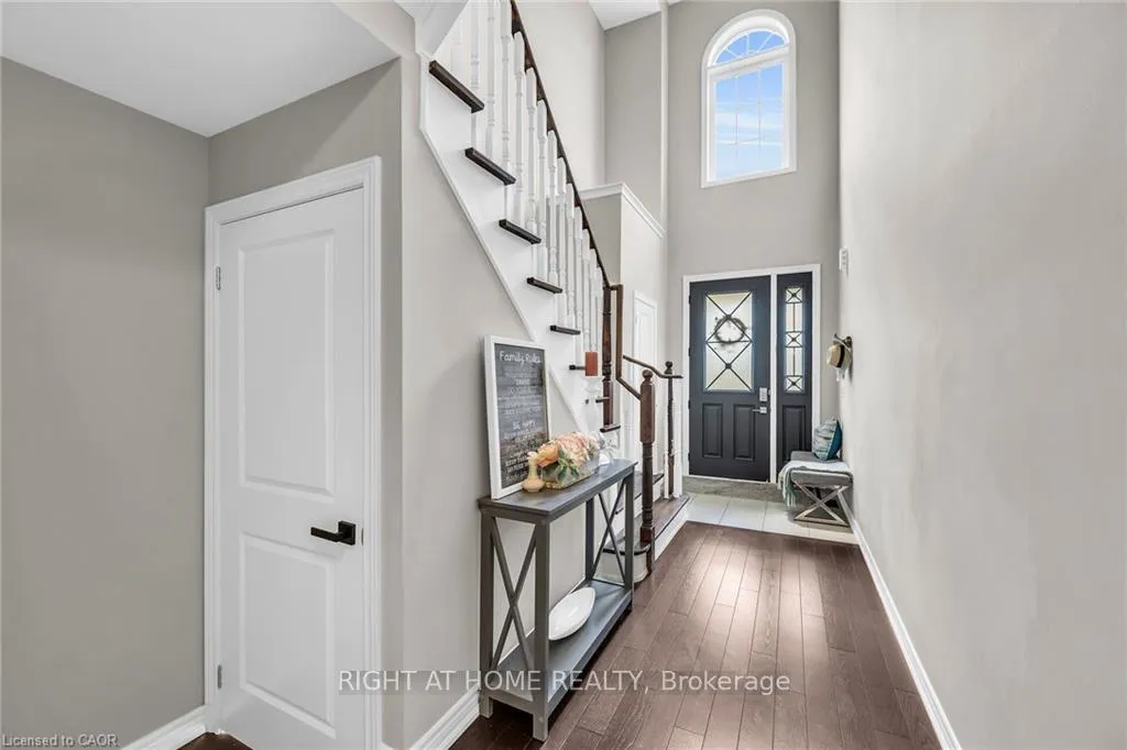 Photo 37 of 103 Macbean Crescent, Hamilton, Waterdown — HOMEH