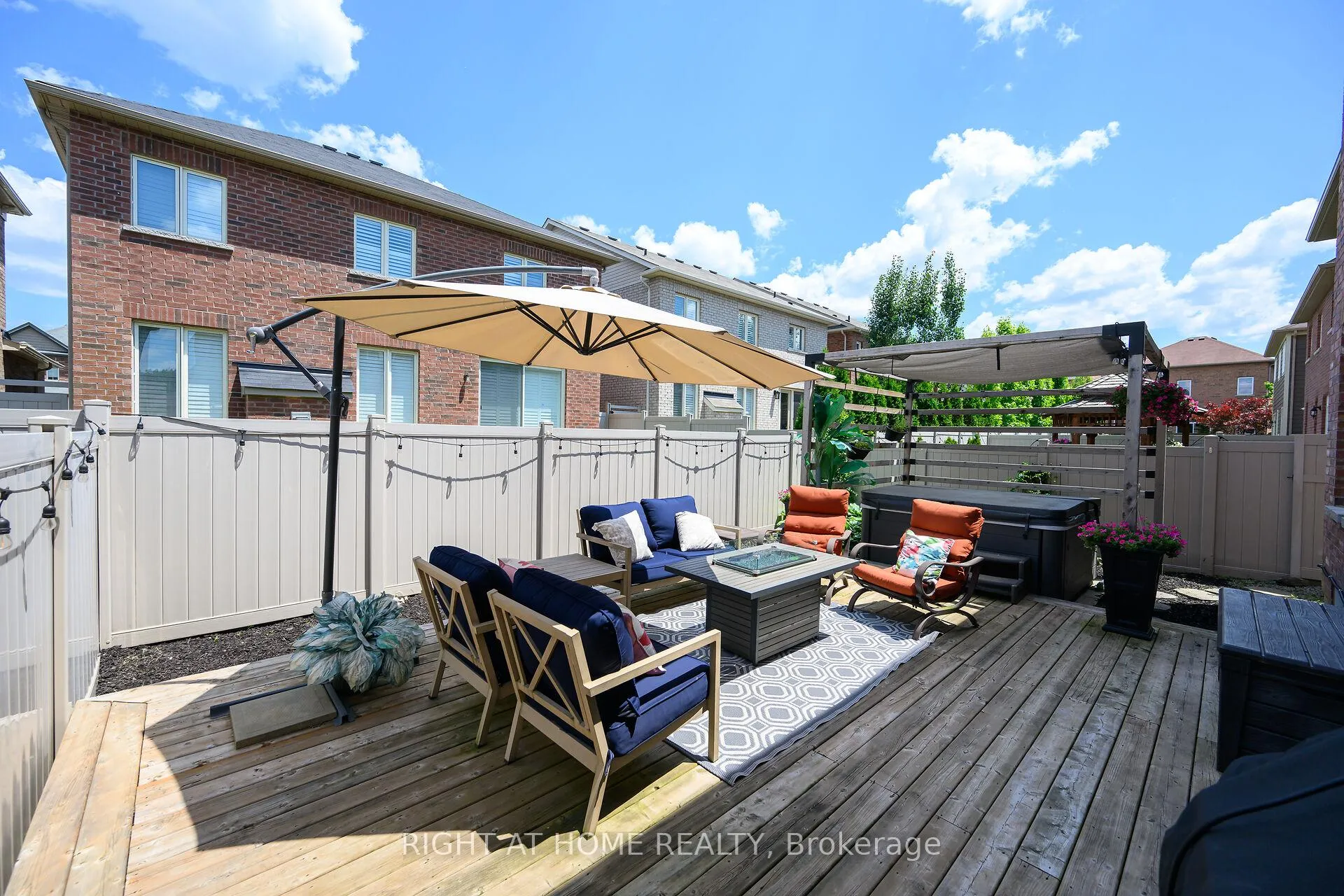 Photo 46 of 103 Macbean Crescent, Hamilton, Waterdown — HOMEH