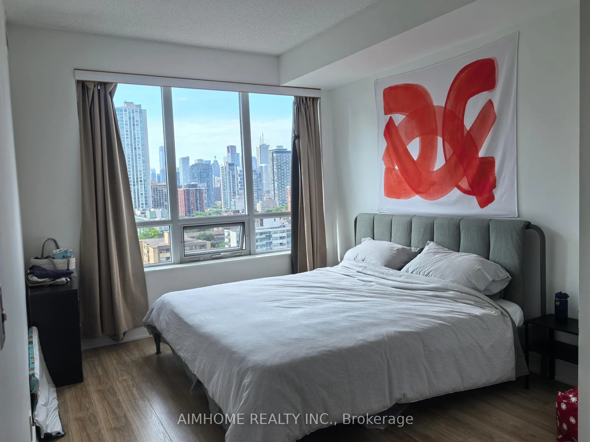 Photo 11 of Unit 1305, 28 Linden Street, Toronto, North St. James Town — HOMEH