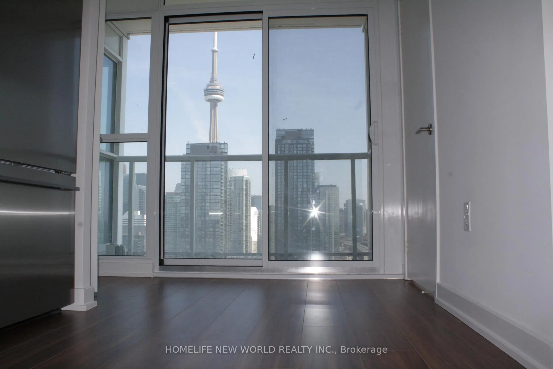 Photo 6 of Unit 2906, 75 Queens Wharf Road, Toronto, Waterfront Communities — HOMEH