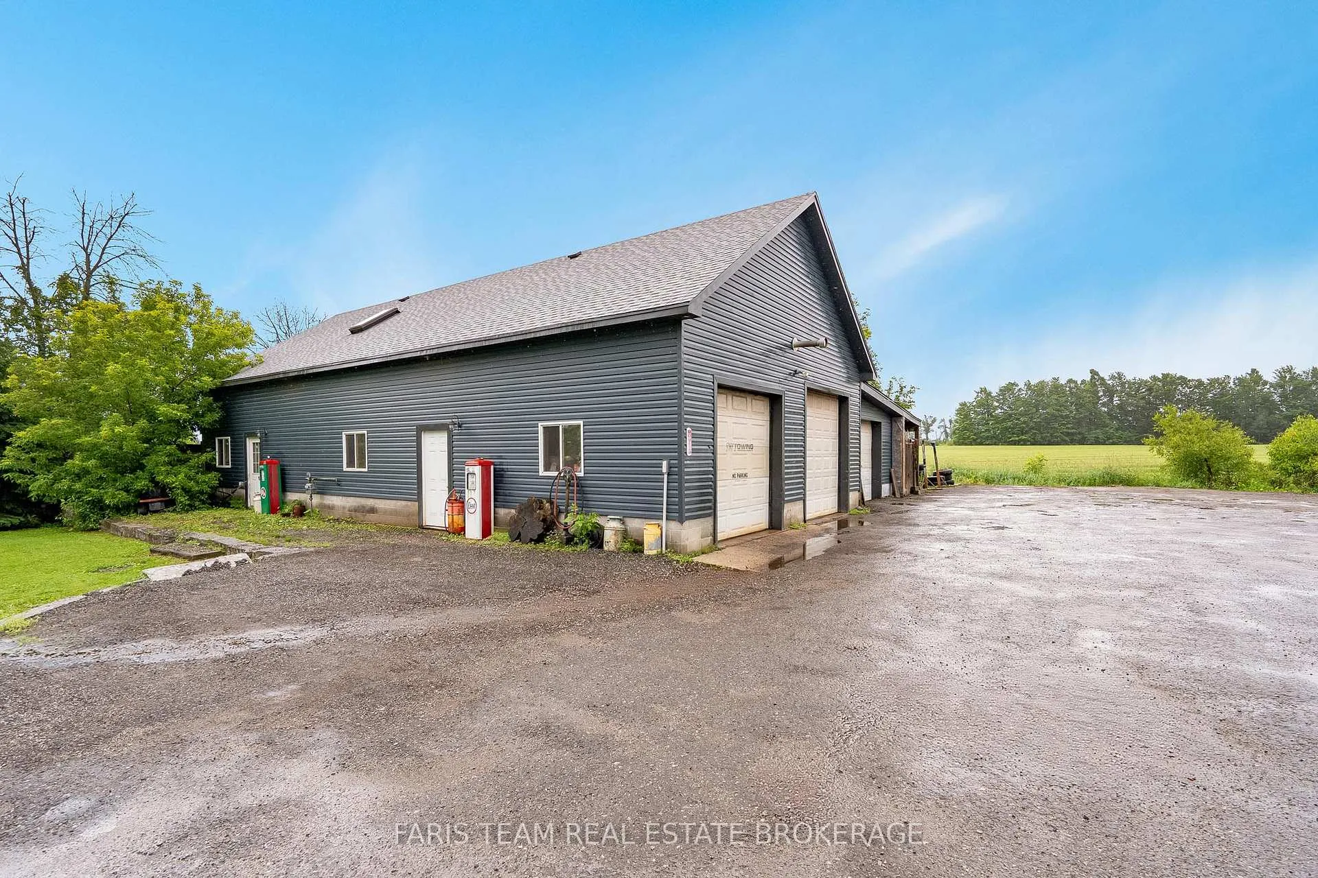 Photo 27 of 1221 10th Line, Innisfil, Rural Innisfil — HOMEH