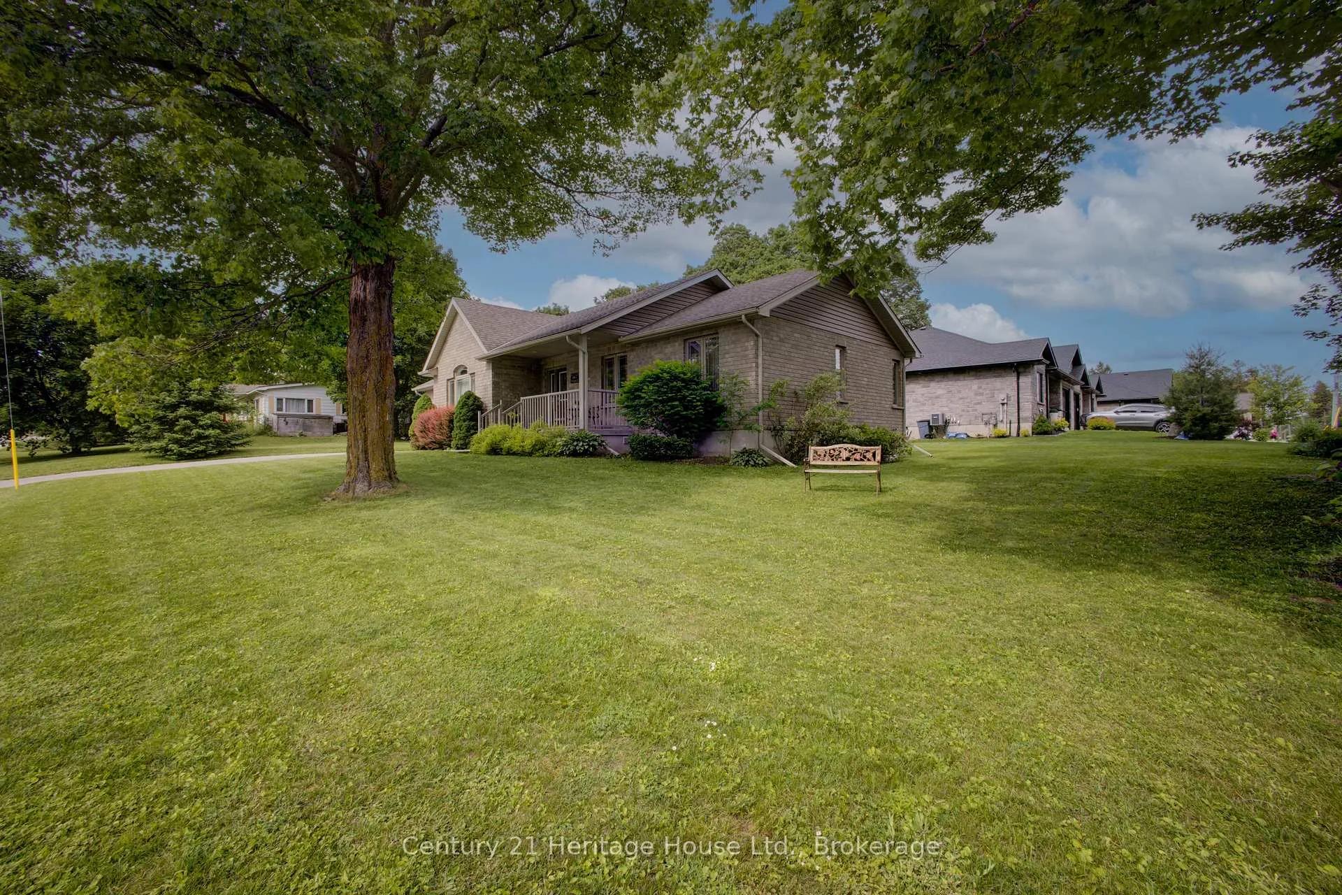 Photo 2 of 467 William Street N, West Grey — HOMEH