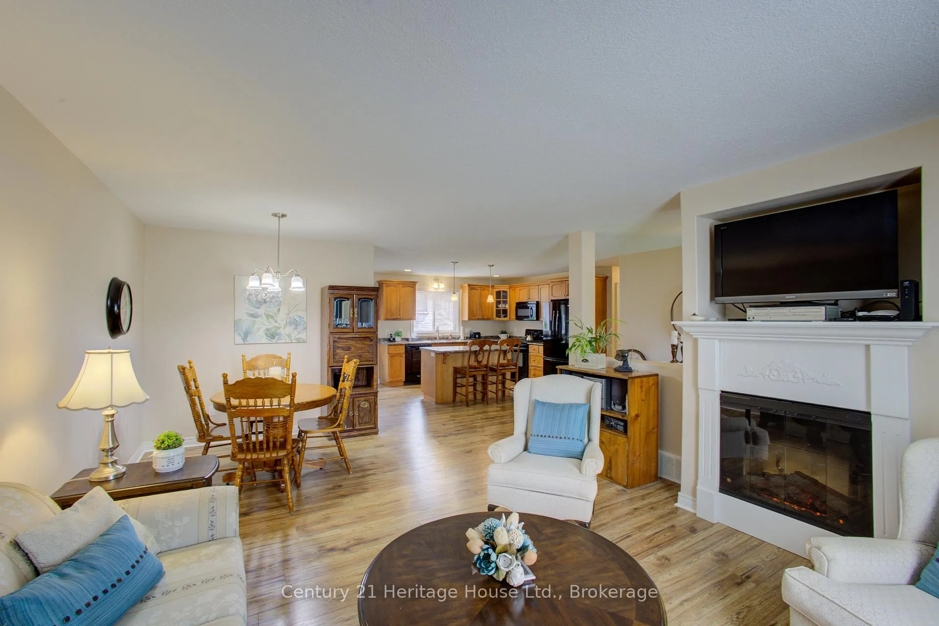 Photo 9 of 467 William Street N, West Grey — HOMEH