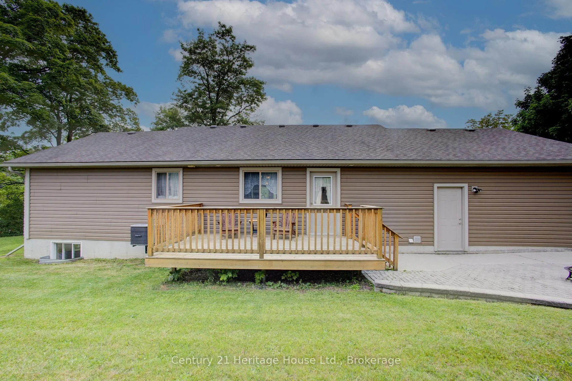 Photo 32 of 467 William Street N, West Grey — HOMEH