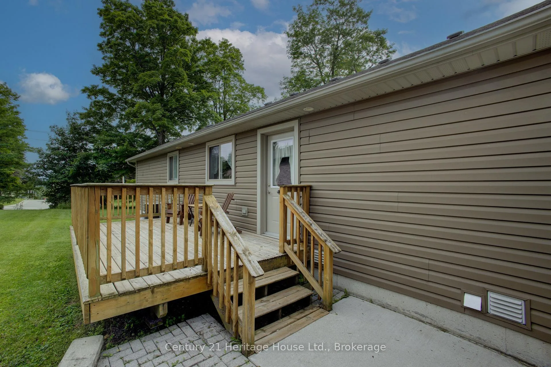 Photo 37 of 467 William Street N, West Grey — HOMEH