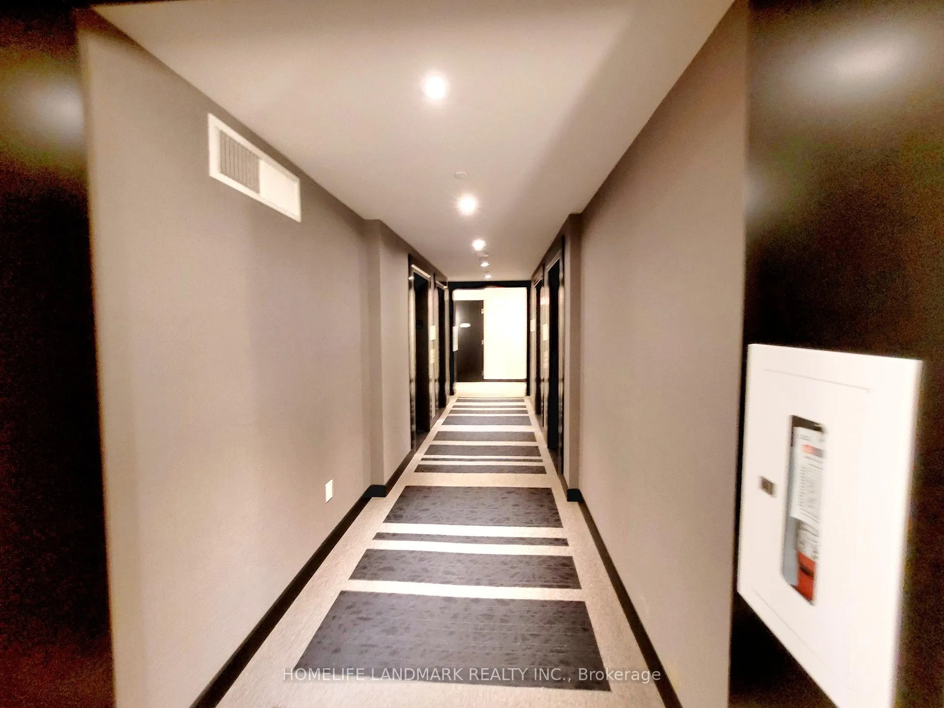 Photo 10 of Unit 3110, 30 Roehampton Avenue, Toronto, Mount Pleasant West — HOMEH