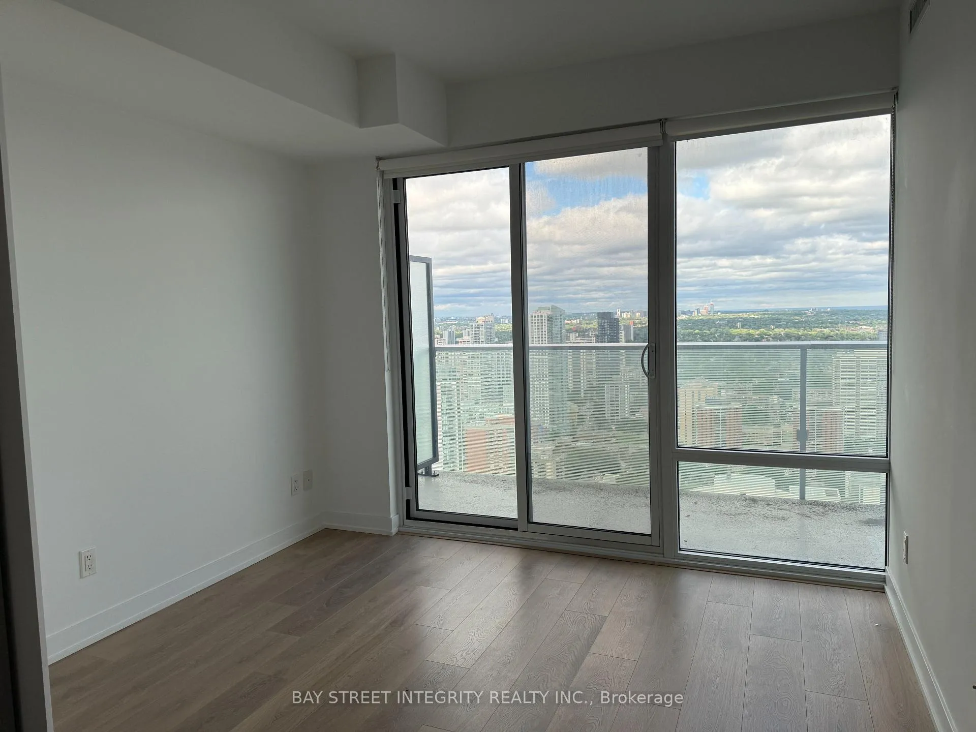 Photo 4 of Unit 4108, 501 Yonge Street, Toronto, Church-Yonge Corridor — HOMEH