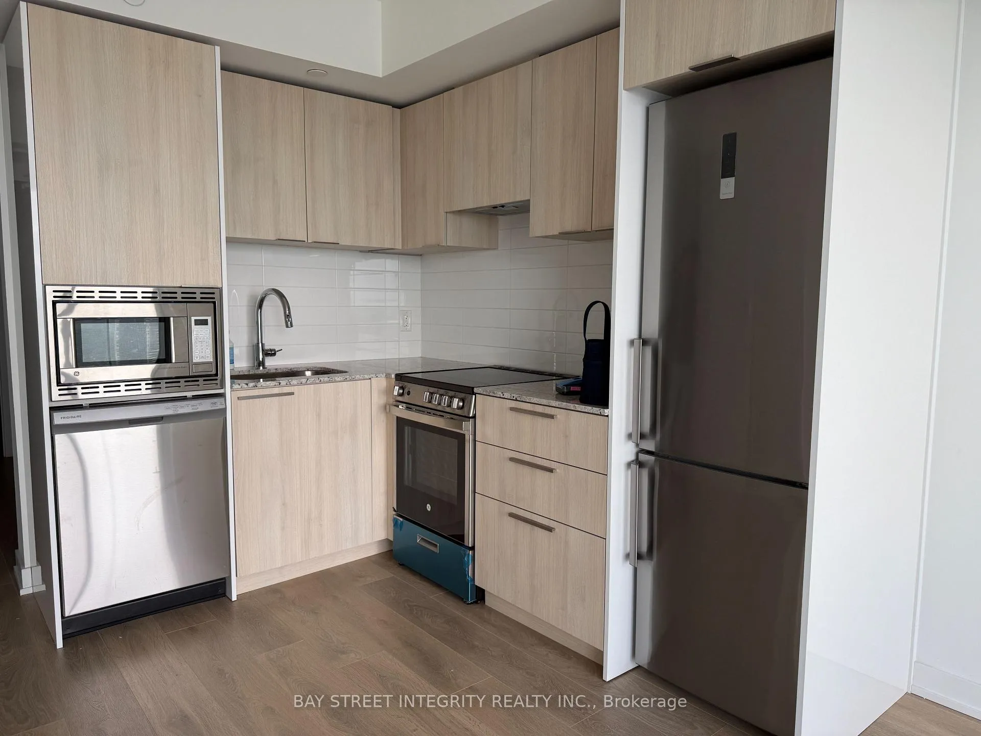 Photo 6 of Unit 4108, 501 Yonge Street, Toronto, Church-Yonge Corridor — HOMEH