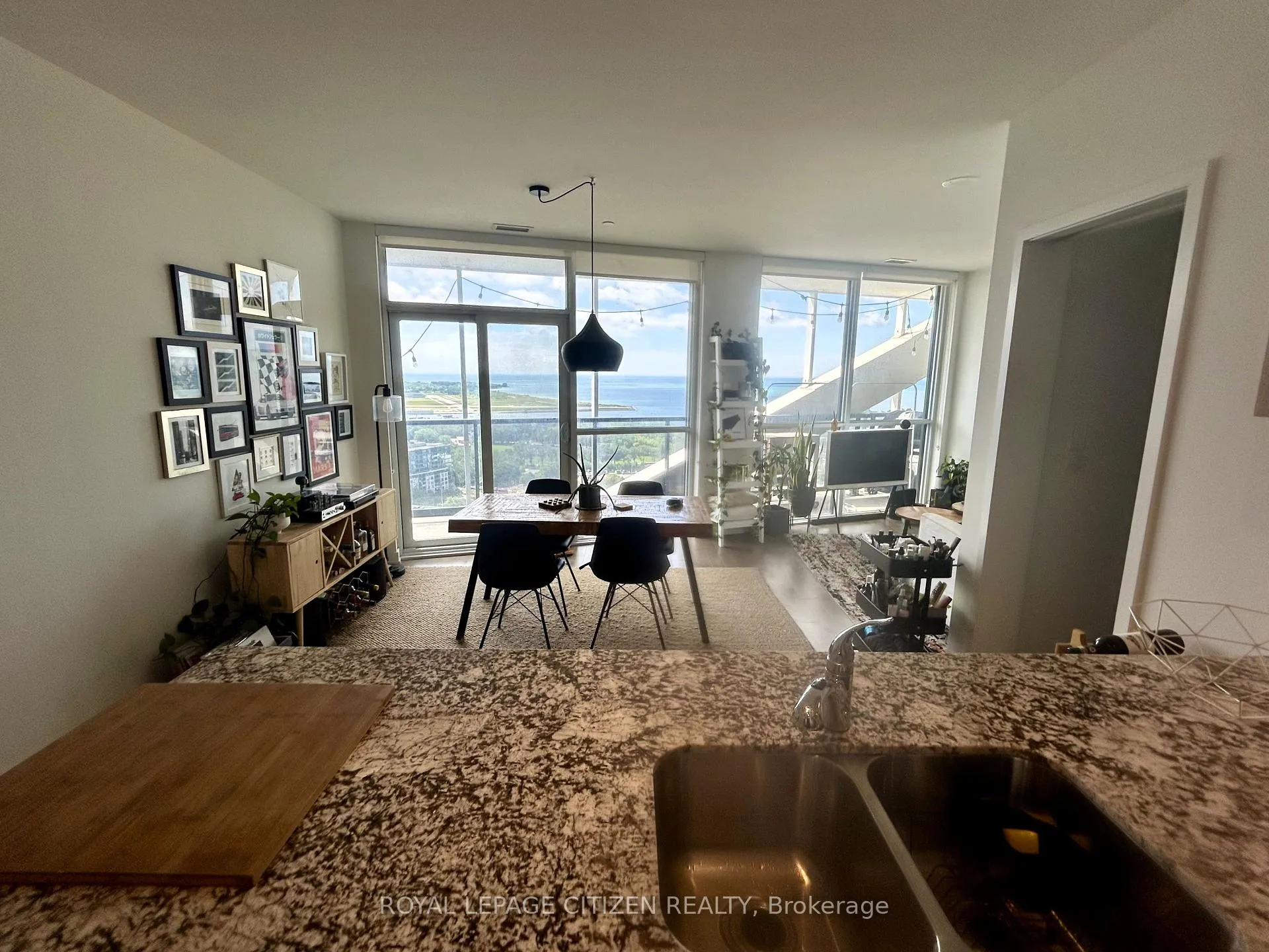 Photo 12 of Unit 2402, 30 Ordnance Street, Toronto, Niagara — HOMEH