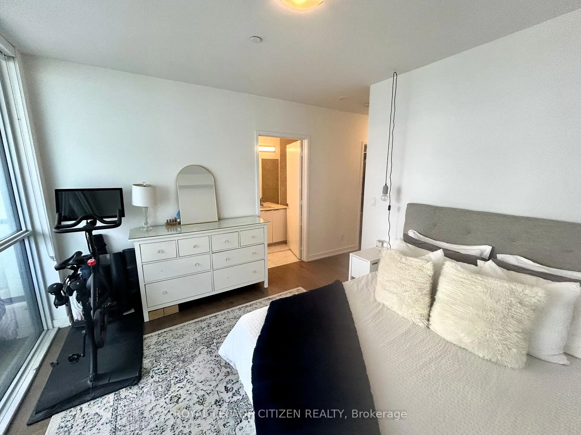 Photo 26 of Unit 2402, 30 Ordnance Street, Toronto, Niagara — HOMEH