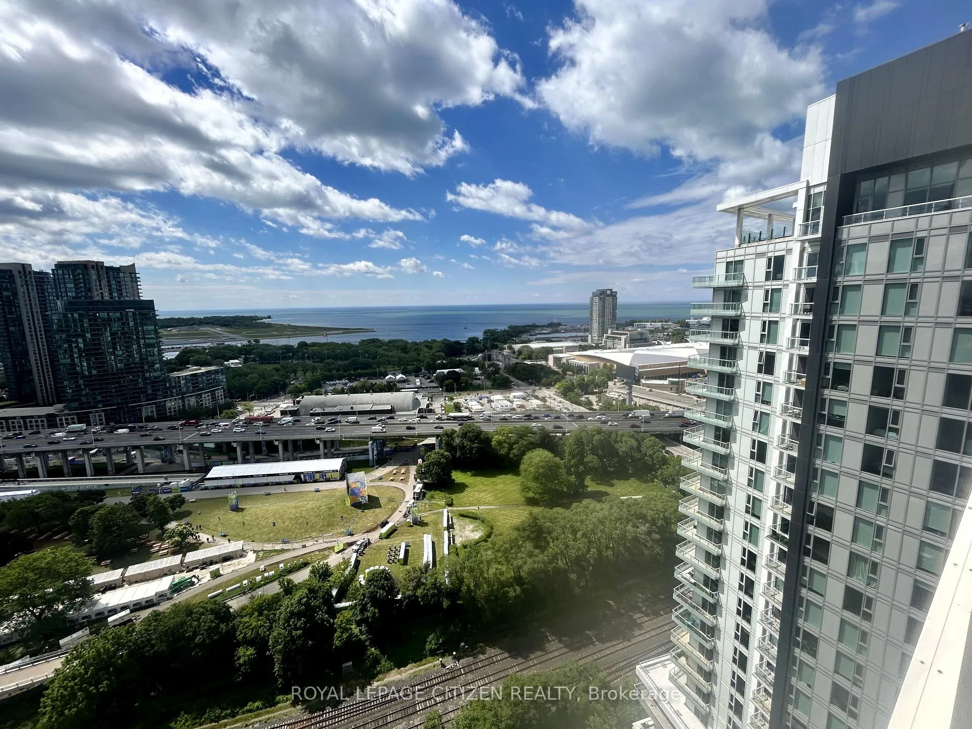 Photo 38 of Unit 2402, 30 Ordnance Street, Toronto, Niagara — HOMEH