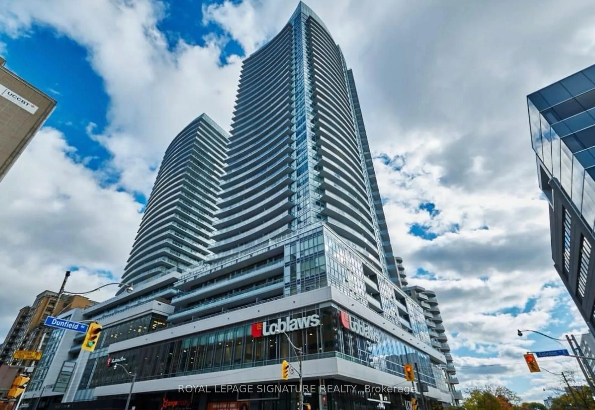 Front of Unit 705, 89 Dunfield Avenue