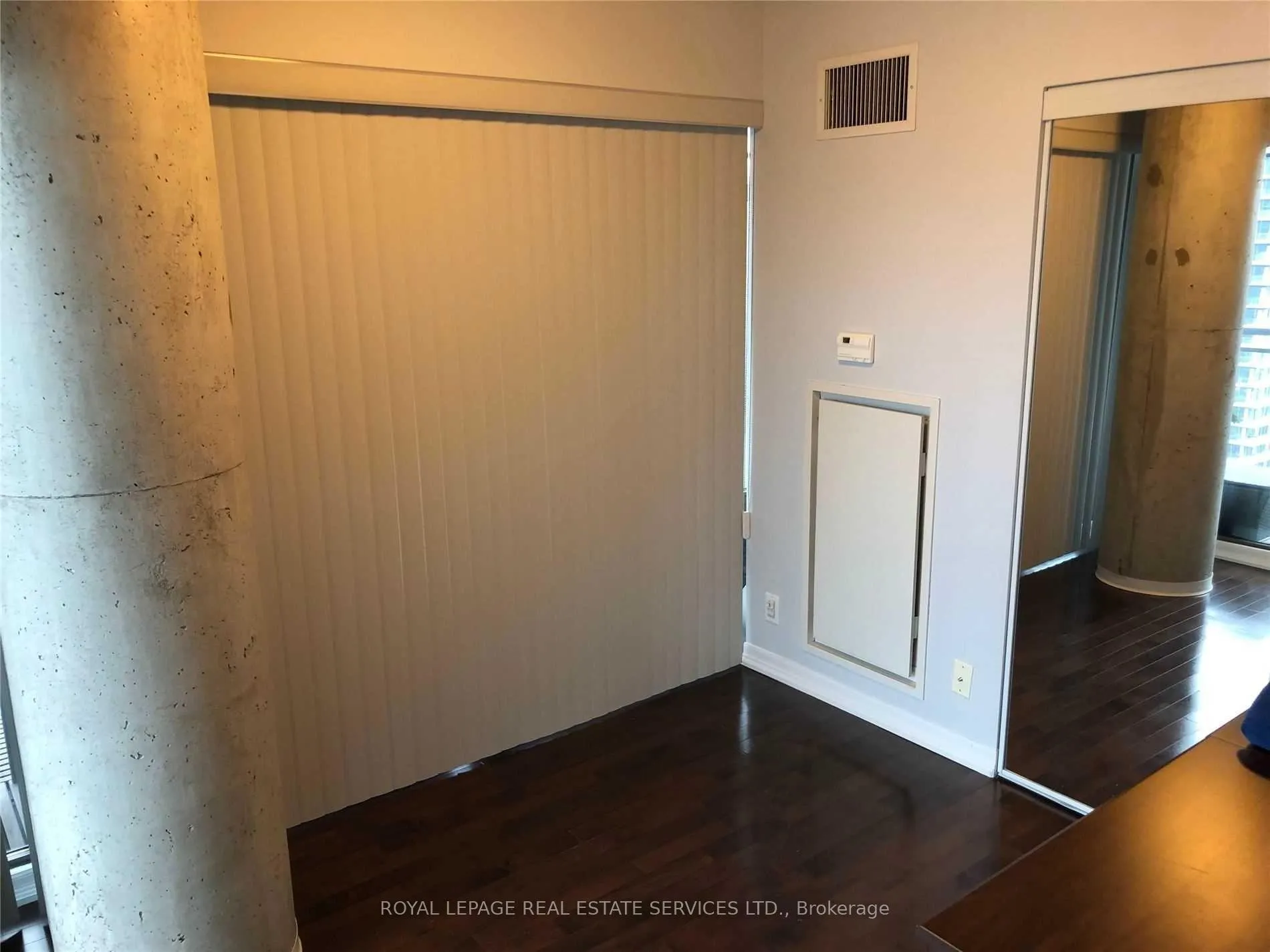 Photo 6 of Unit 2103, 22 Wellesley Street E, Toronto, Church-Yonge Corridor — HOMEH