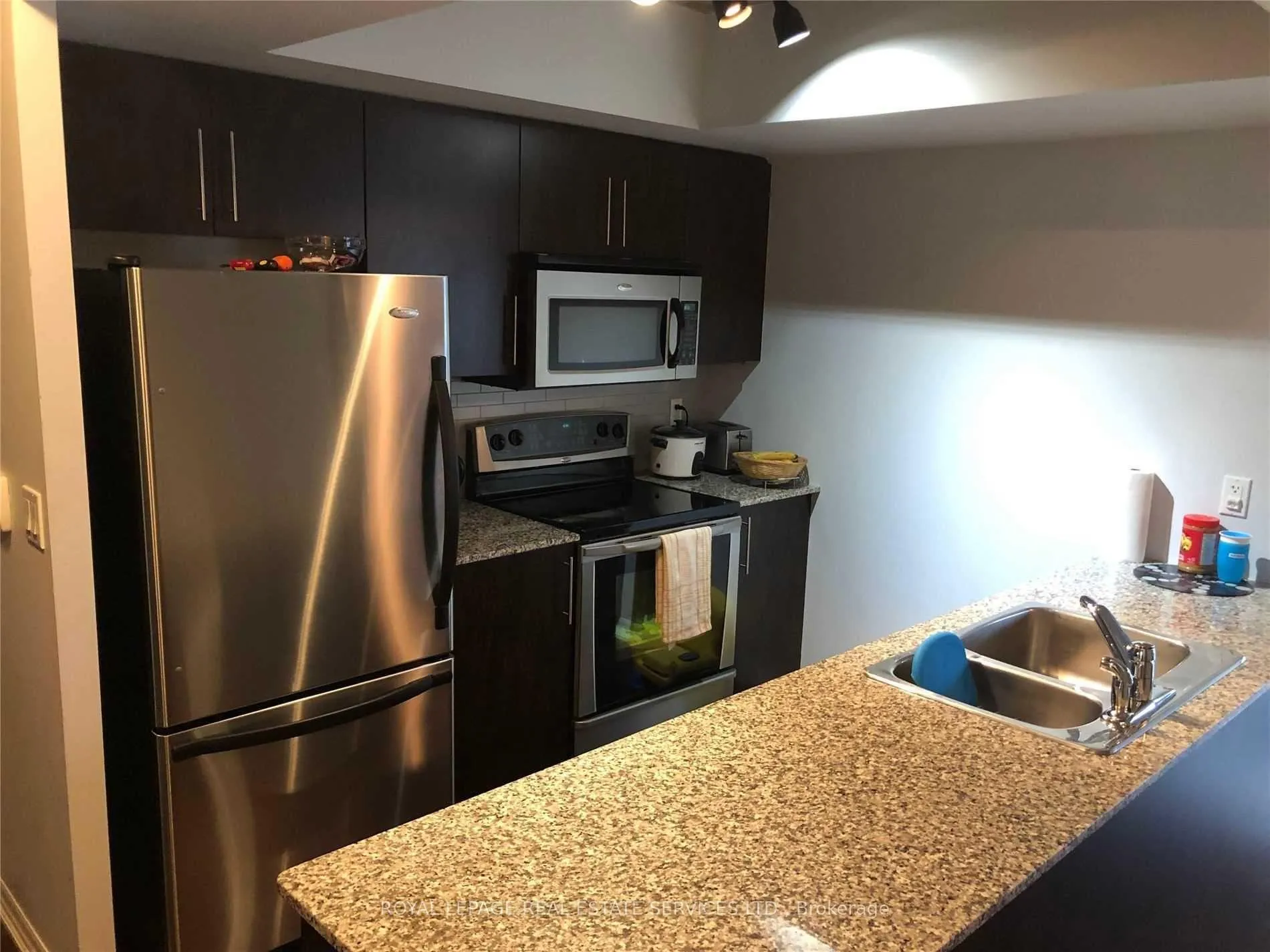 Photo 7 of Unit 2103, 22 Wellesley Street E, Toronto, Church-Yonge Corridor — HOMEH
