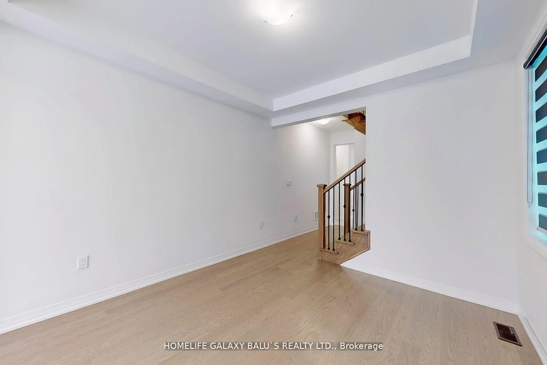 Photo 4 of 2940 Nakina Street, Pickering, Rural Pickering — HOMEH