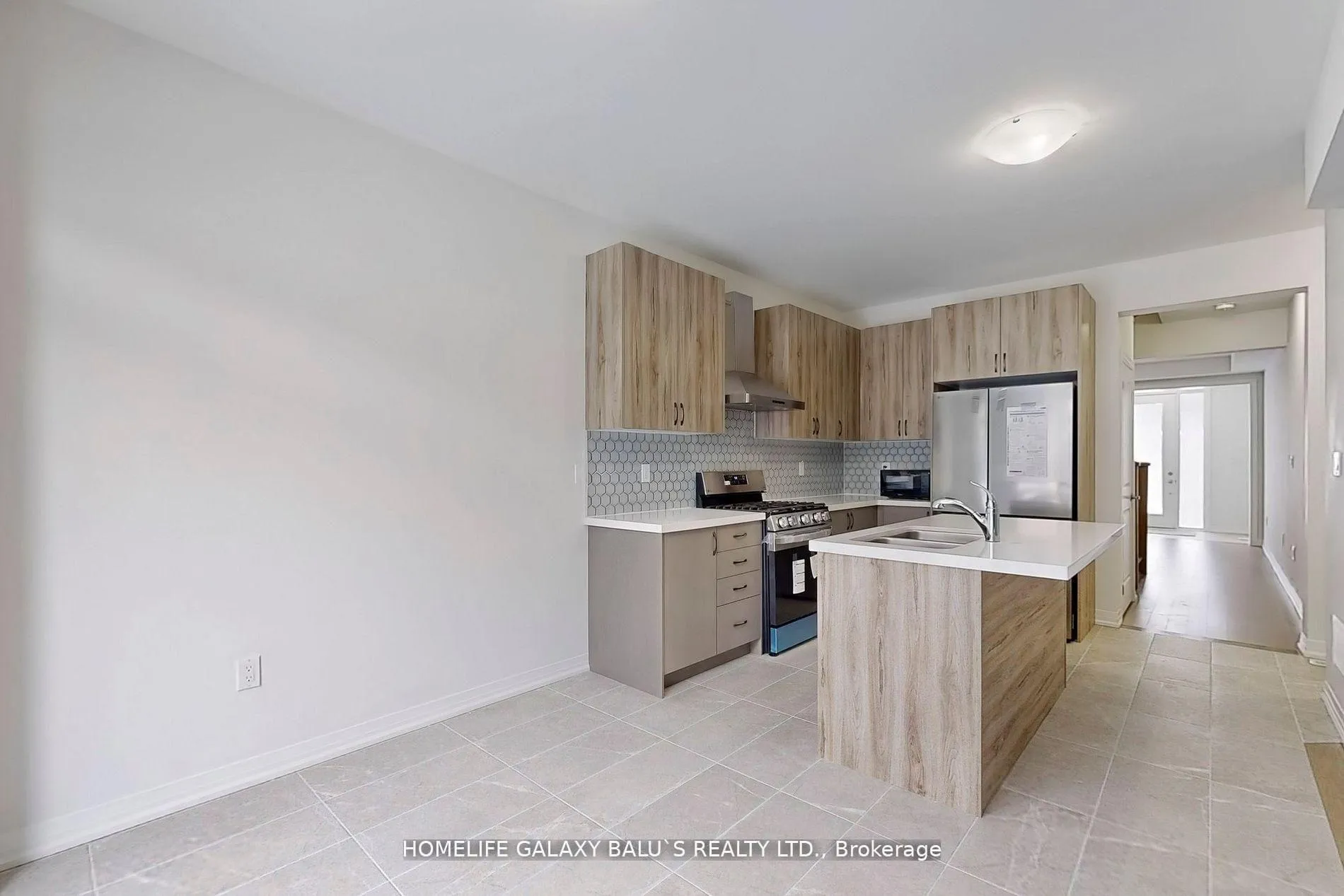 Photo 10 of 2940 Nakina Street, Pickering, Rural Pickering — HOMEH