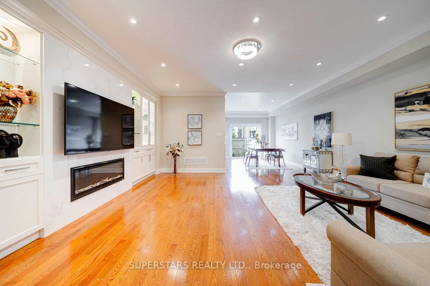 Photo 4 of 3 Zachary Place, Vaughan, Vellore Village — HOMEH