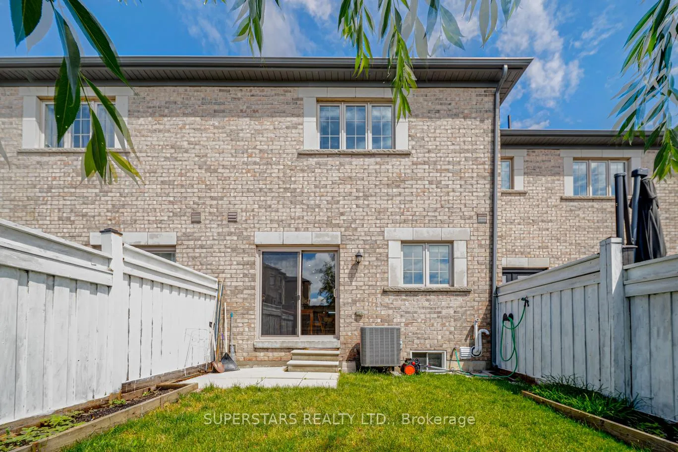 Photo 24 of 3 Zachary Place, Vaughan, Vellore Village — HOMEH