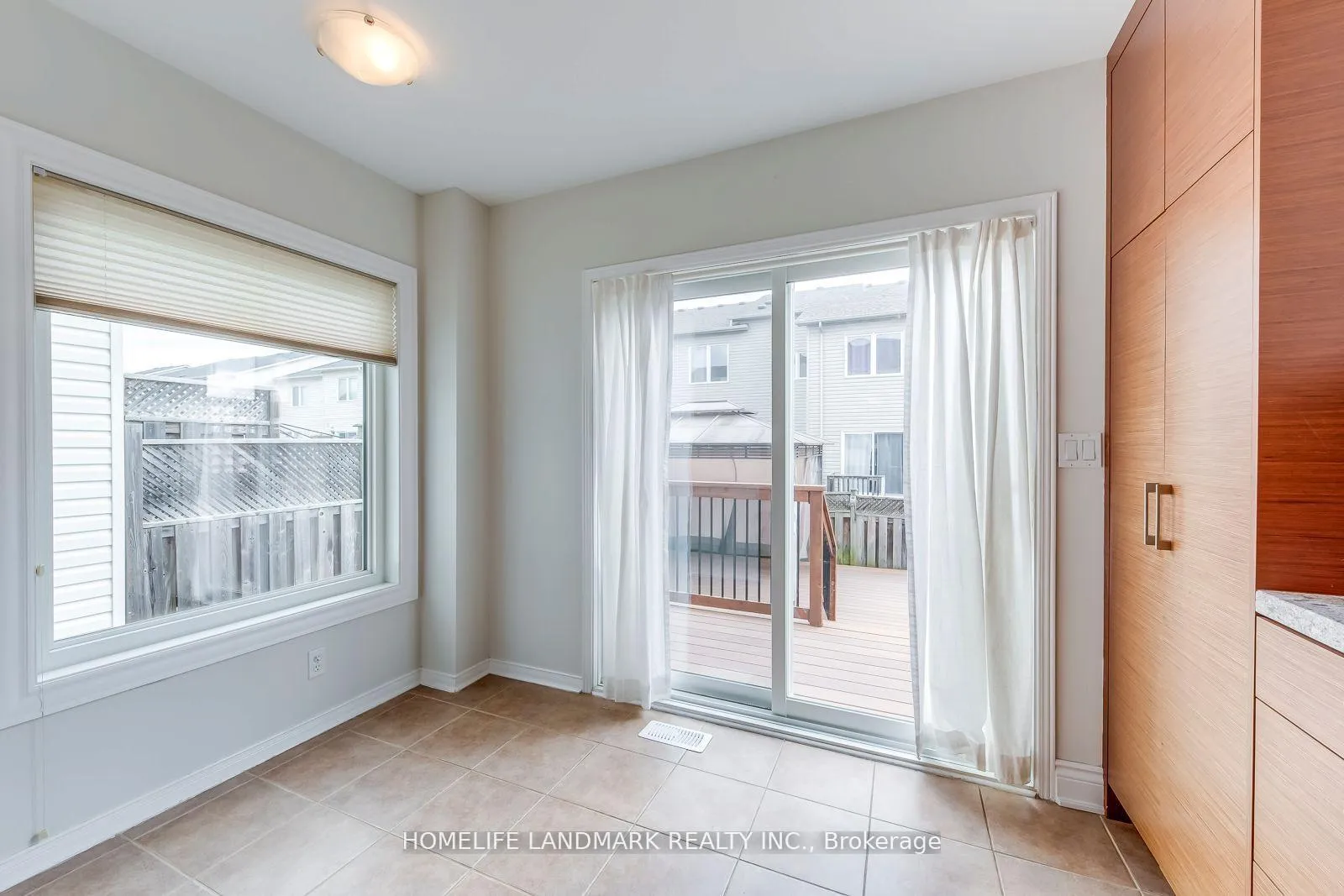 Photo 9 of 7 Marshview Avenue, Aurora, Bayview Northeast — HOMEH