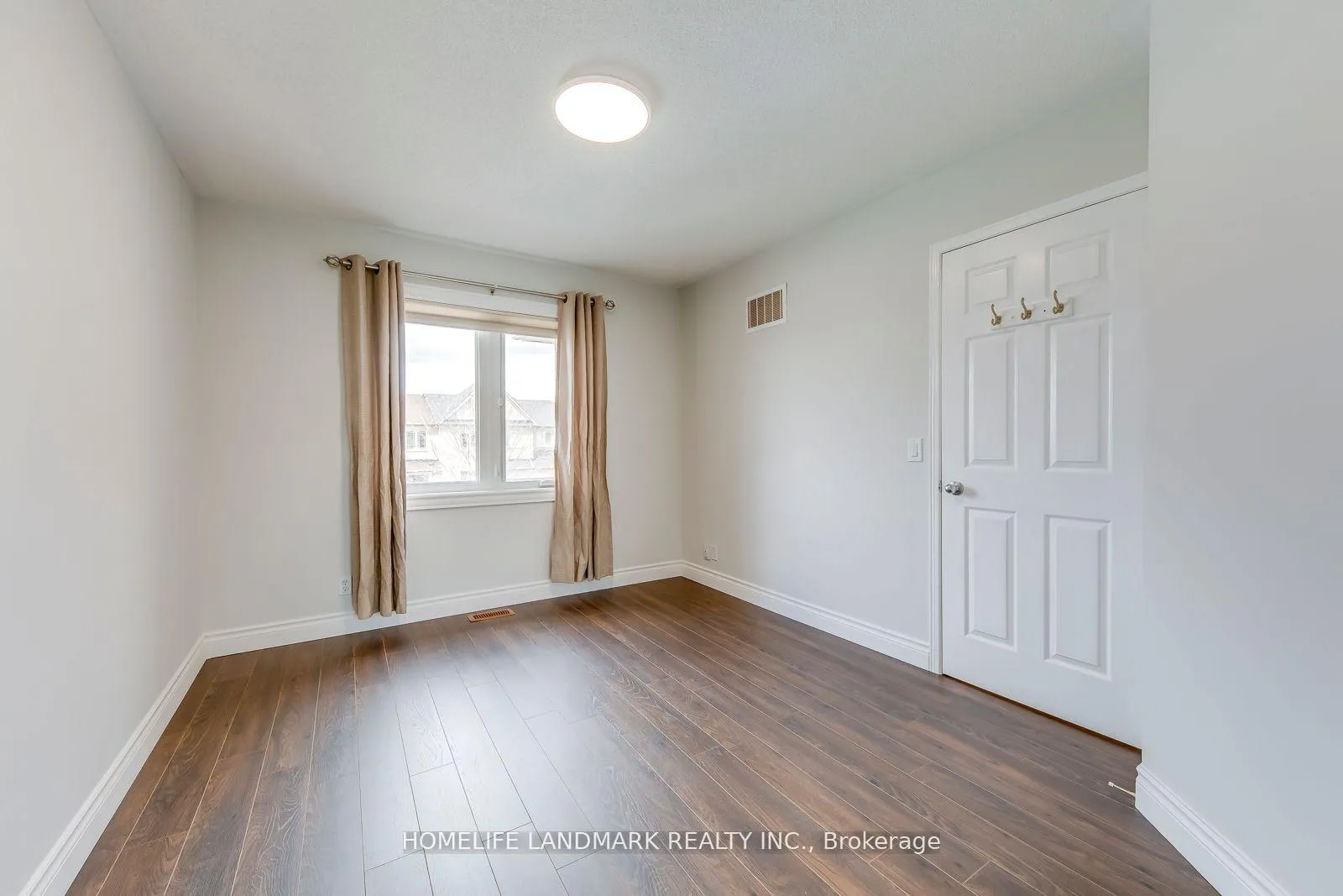 Photo 17 of 7 Marshview Avenue, Aurora, Bayview Northeast — HOMEH