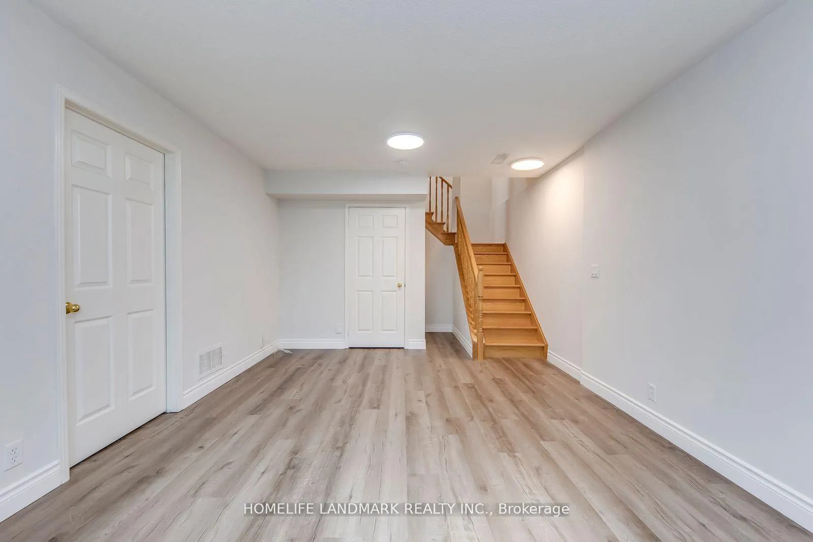 Photo 24 of 7 Marshview Avenue, Aurora, Bayview Northeast — HOMEH