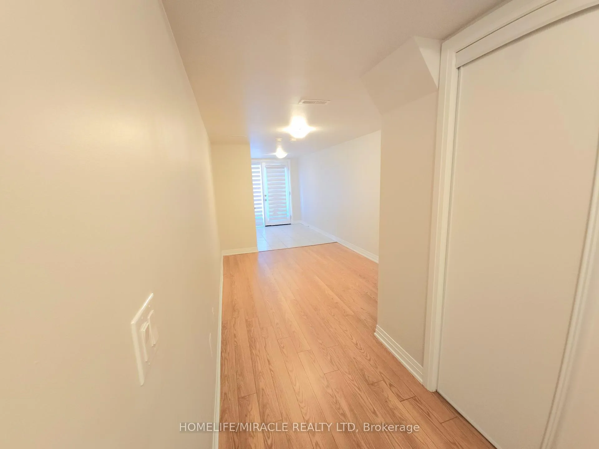 Photo 6 of 585 Colborne Street E, Brantford, East Ward — HOMEH