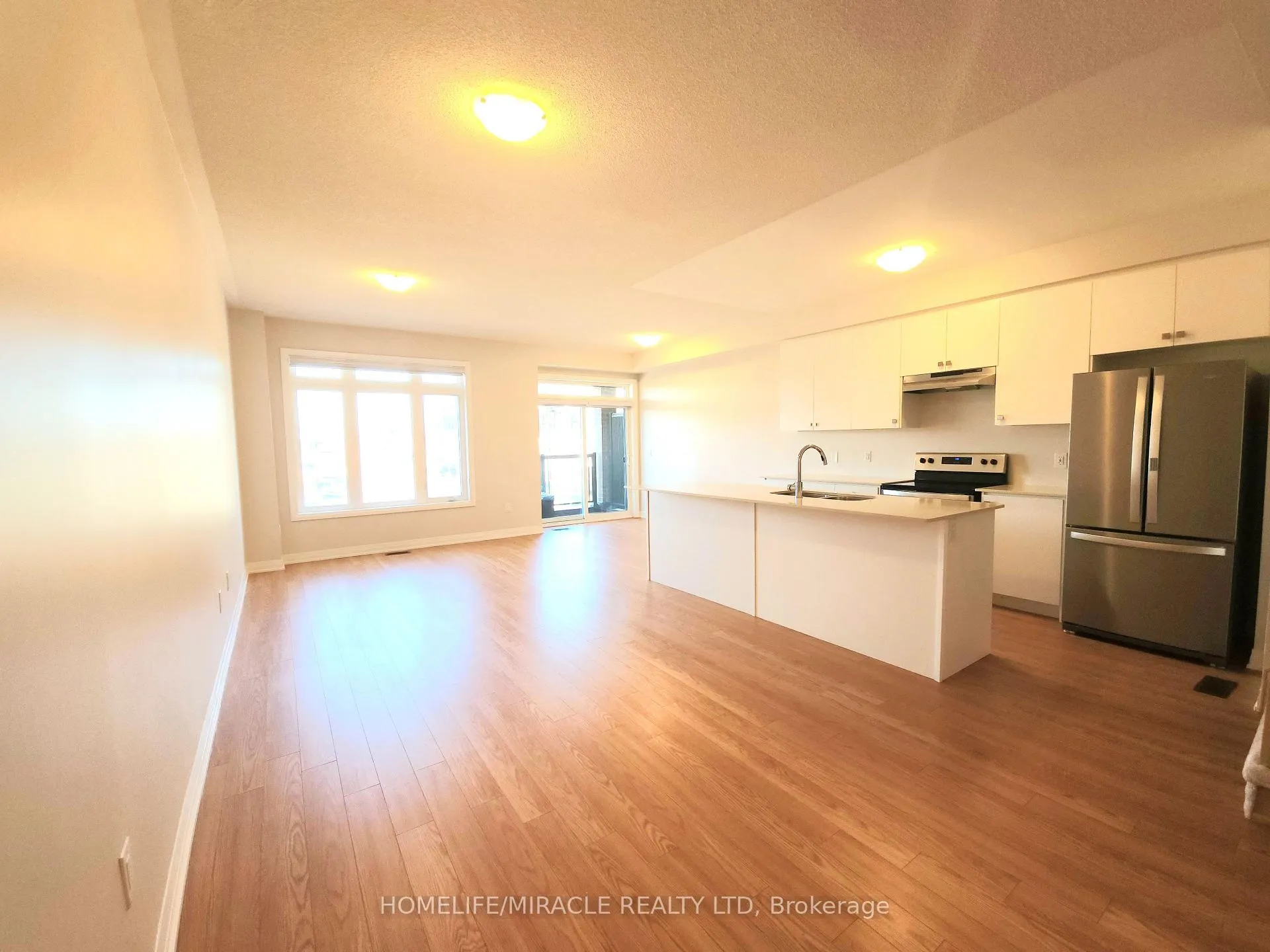 Photo 8 of 585 Colborne Street E, Brantford, East Ward — HOMEH