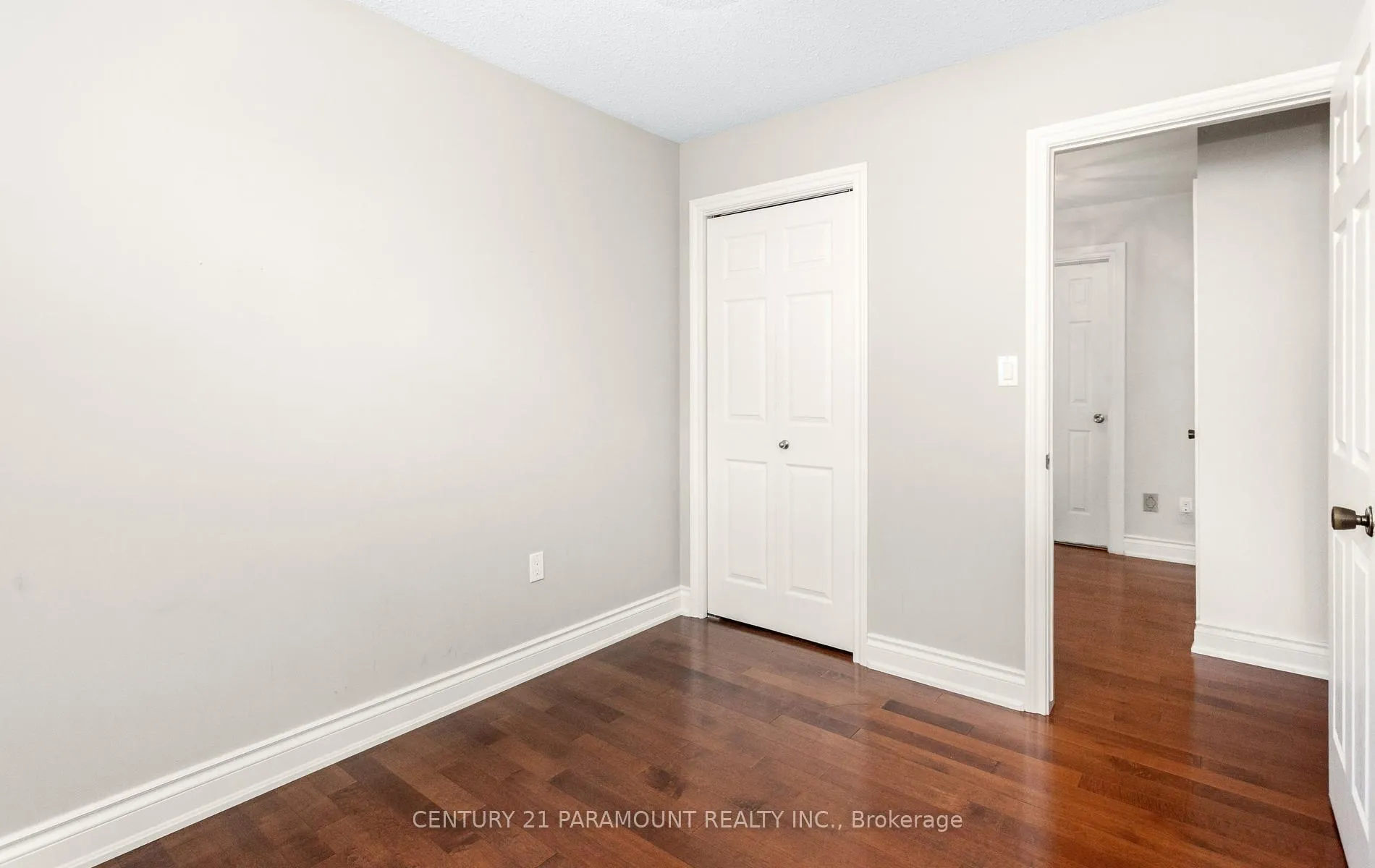 Photo 20 of 342 Main Street, St. Catharines, Port Dalhousie — HOMEH