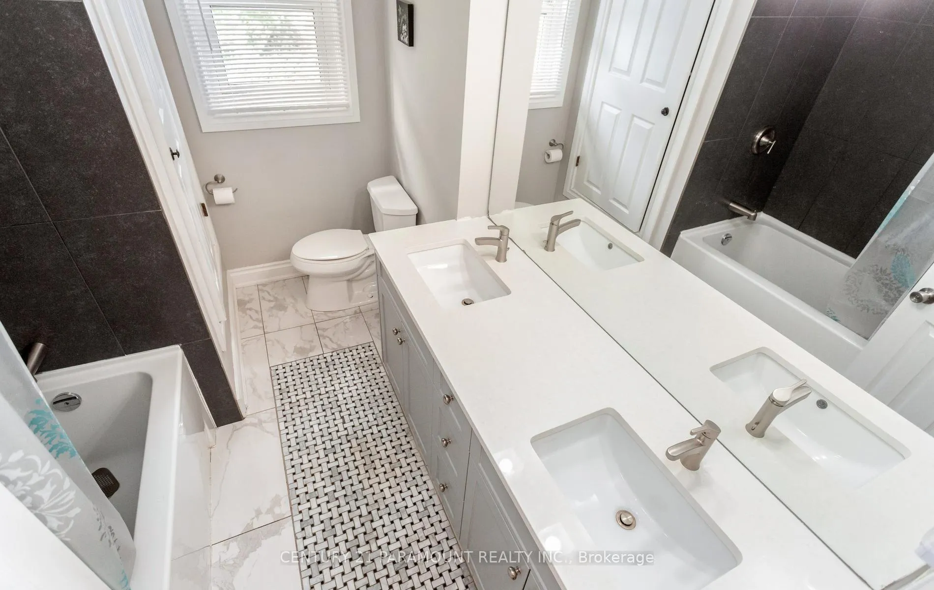 Photo 22 of 342 Main Street, St. Catharines, Port Dalhousie — HOMEH