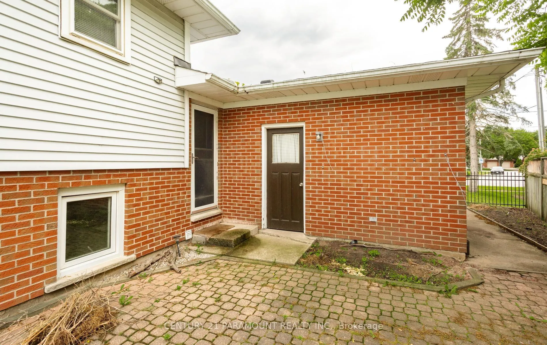 Photo 39 of 342 Main Street, St. Catharines, Port Dalhousie — HOMEH